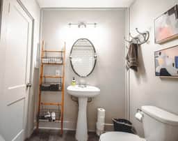 Sully's Loft - Image 5
