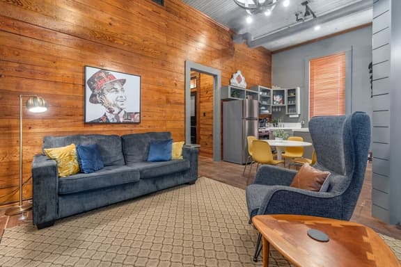 Starlet:Downtown Bryan on Main Street, 2nd floor, 2 King Beds - Image 1